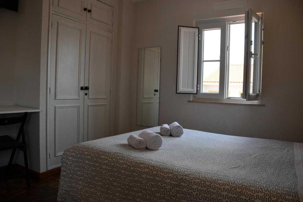 Alojamentos Vitinho - Vila Nova Milfontes Вила-Нова-де-Мильфонт Экстерьер фото